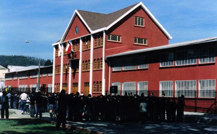 Nuevo edificio del Colegio Arturo Prat, Constitución, Chile.